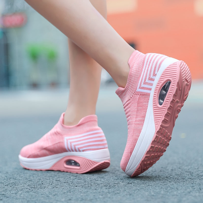 Atmungsaktive orthopädische Sportschuhe für Damen mit Gummisohle