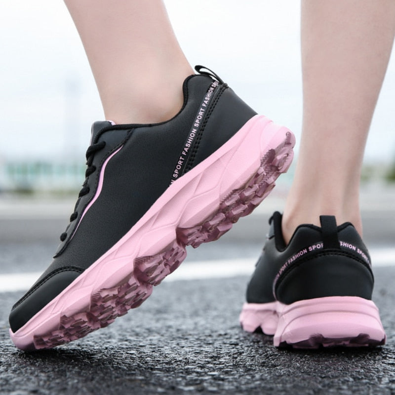 Chaussures orthopédiques vulcaniser en cuir PU pour femmes - Sylvi