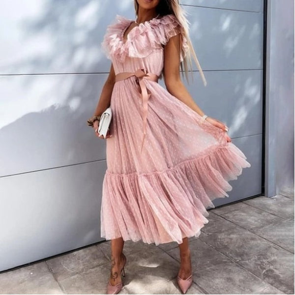 Weißes böhmisches Landkleid