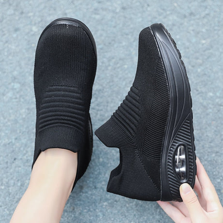 Atmungsaktive orthopädische Sportschuhe für Damen mit Gummisohle