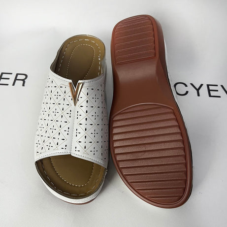 Sandalen mit Metallkeil für Damen – Panek