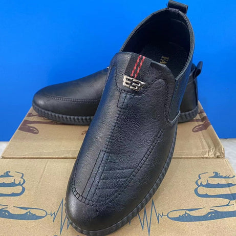 Herren-Slipper aus Leder – Sergy