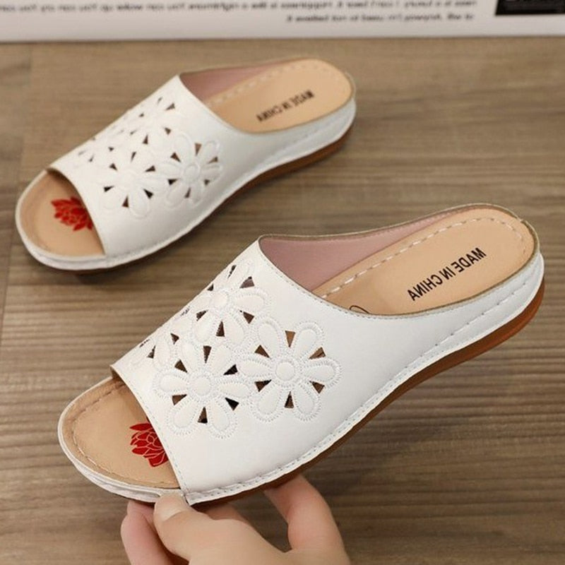 Sandales souples à la mode à motif fleurie