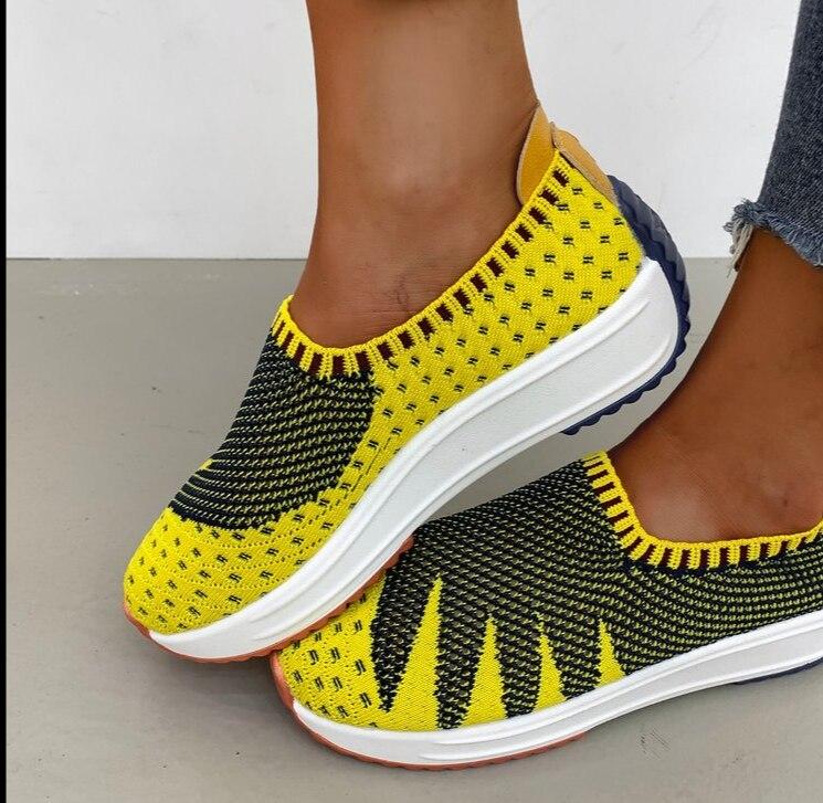 Mocassins orthopédiques médical.