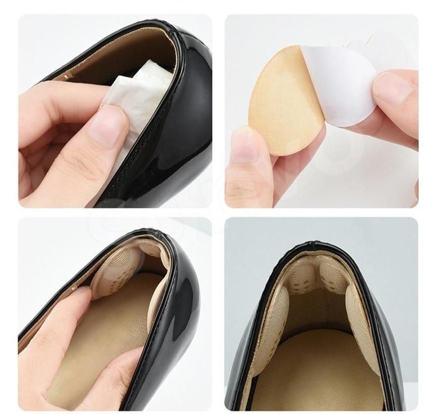 Semelles adhésives orthopédiques.